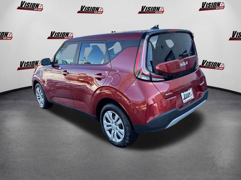 Certified 2025 Kia Soul LX image 7