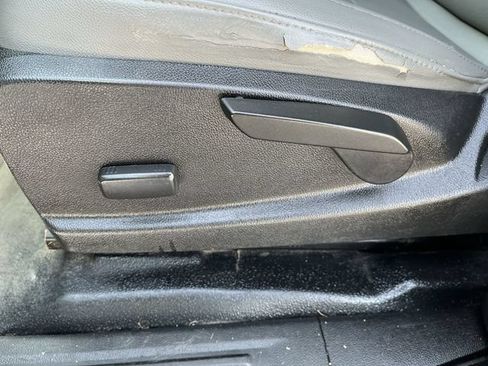 Used 2018 Chevrolet Colorado W/T RWD image 15