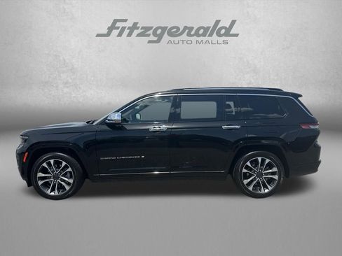 Used 2023 Jeep Grand Cherokee L Overland w/ Luxury Tech Group IV AWD/4WD image 8