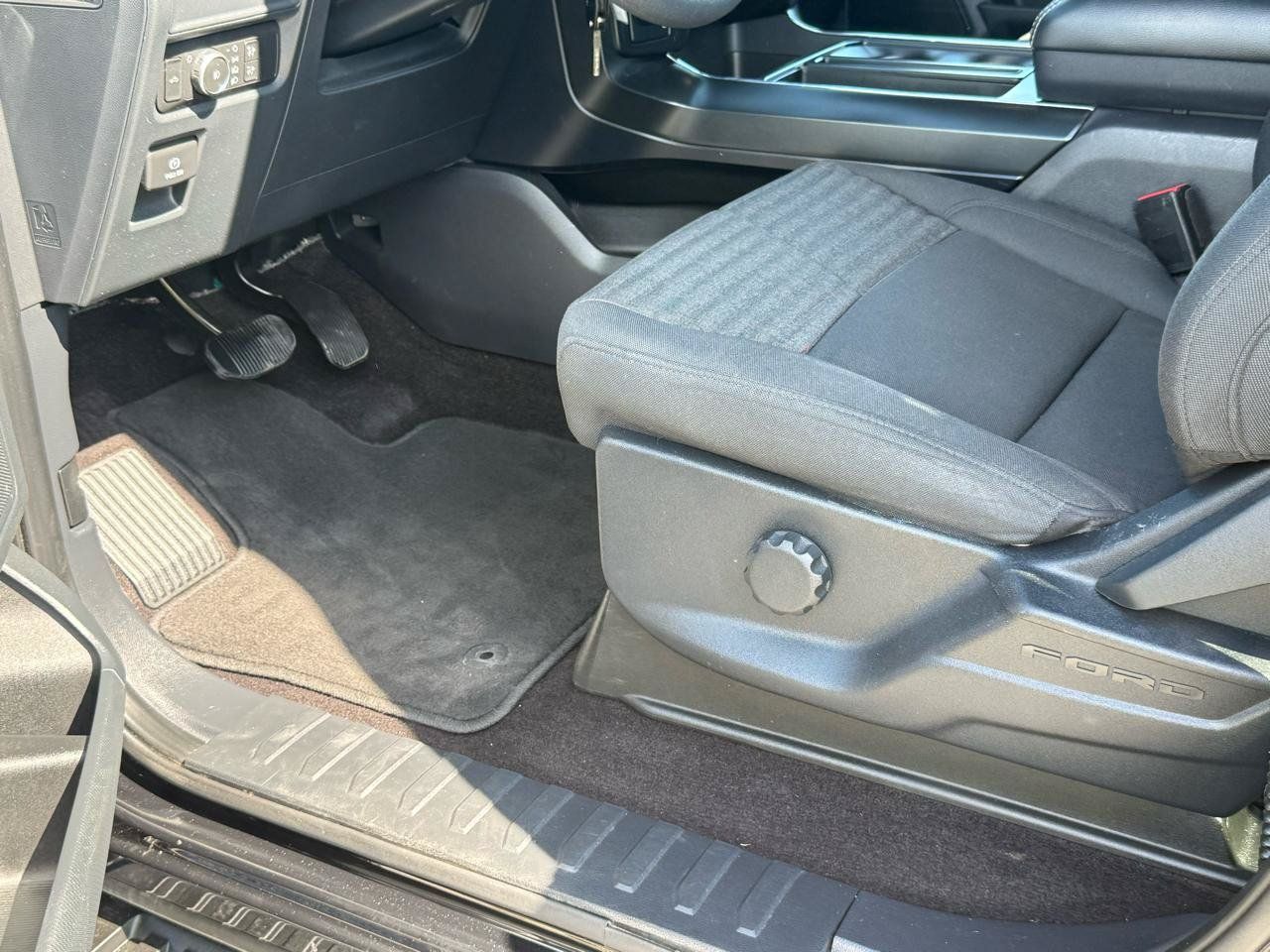Used 2021 Ford F150 XL w/ STX Appearance Package AWD/4WD image 15