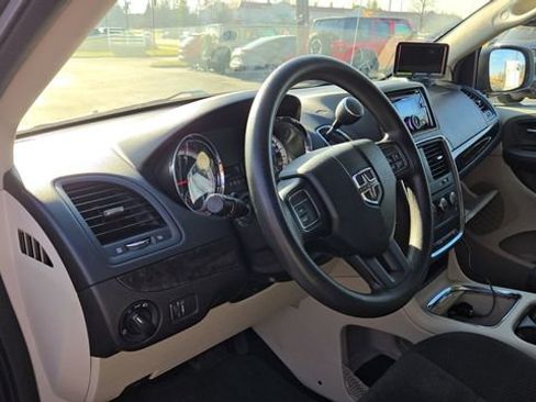 Used 2014 Dodge Grand Caravan American Value Package image 6