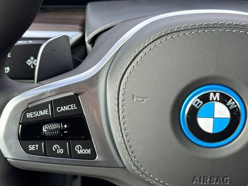 New 2026 BMW X5 xDrive50e w/ M Sport Package AWD/4WD image 27