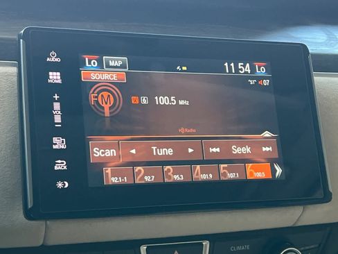 Used 2019 Honda Clarity Touring image 19