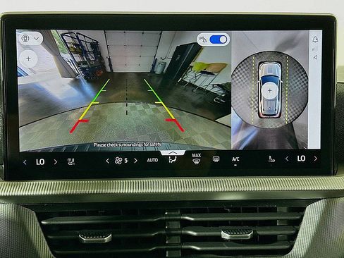 New 2025 Ford Explorer ST-Line w/ Premium Package image 15