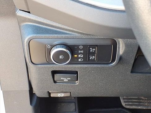 Used 2025 Ford Bronco Outer Banks image 19