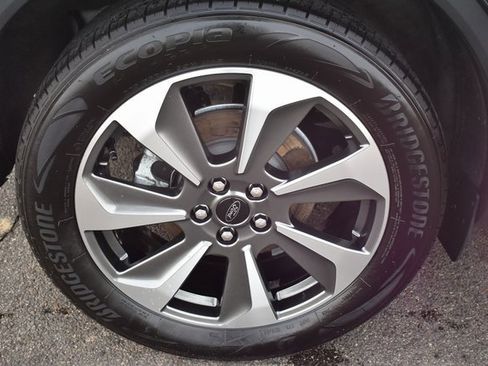 Used 2024 Ford Escape Platinum image 47