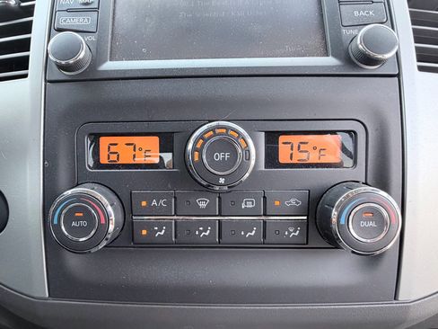 Used 2020 Nissan Frontier PRO-4X w/ Pro-4x Utility Package image 17