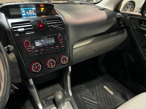 Used 2015 Subaru Forester 2.5i Premium w/ All-Weather Package AWD/4WD image 12