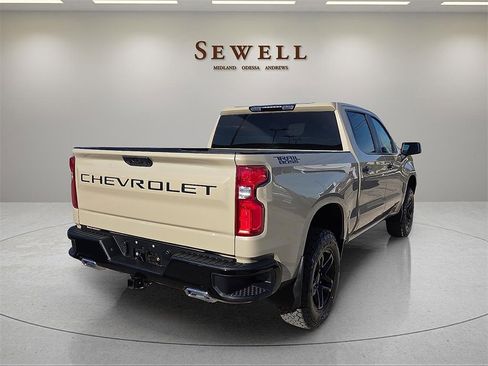 Used 2023 Chevrolet Silverado 1500 LT Trail Boss w/ Protection Package image 4
