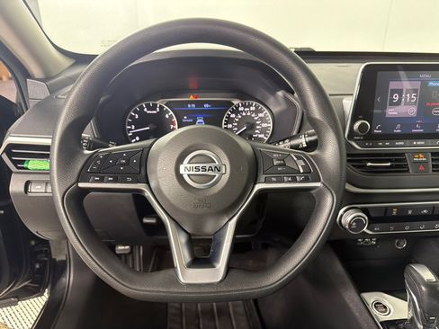 Used 2020 Nissan Altima 2.5 S FWD image 15