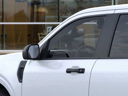 New 2025 Ford Maverick XL image 21