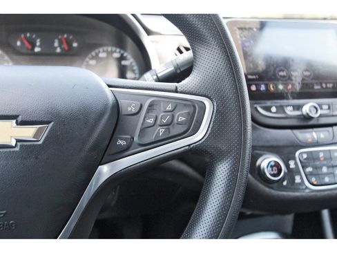 Used 2023 Chevrolet Malibu LT FWD image 24