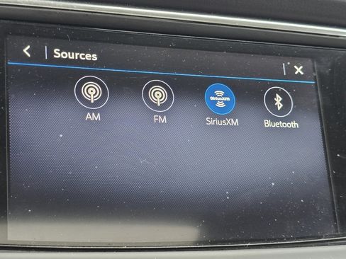 Used 2021 Buick Enclave Premium w/ Sun and Sites Package AWD/4WD image 6