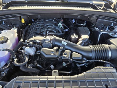 New 2025 Jeep Grand Cherokee Laredo X w/ Luxury Tech Group I image 30