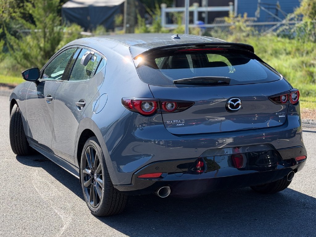 New 2026 MAZDA MAZDA3 Hatchback w/Premium Plus Pkg AWD/4WD image 3