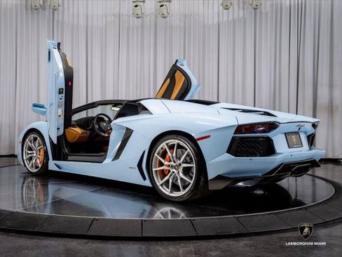 Used 2015 Lamborghini Aventador LP 700-4 AWD/4WD image 24