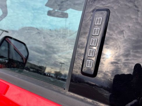 Used 2024 Ford F250 XLT w/ Black Appearance Package image 7