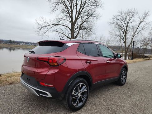 Used 2021 Buick Encore GX Select image 5