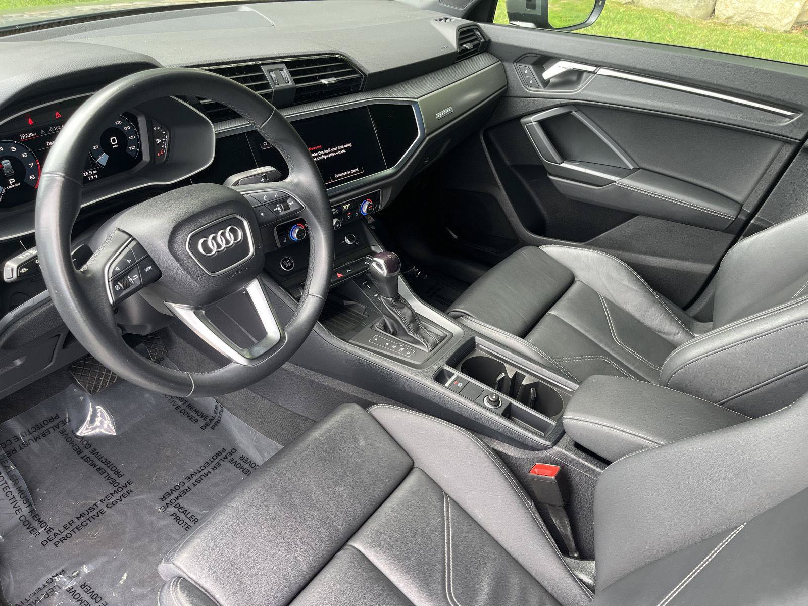 Used 2024 Audi Q3 2.0T Premium AWD/4WD image 6