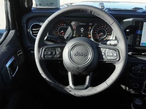 New 2026 Jeep Gladiator Mojave AWD/4WD image 15