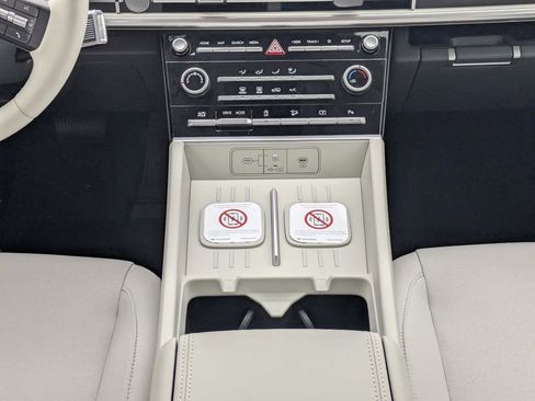 New 2026 Hyundai Santa Fe SE image 19