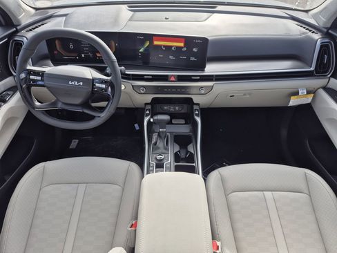 New 2026 Kia Sorento S image 13