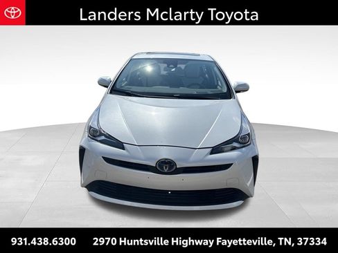 Used 2021 Toyota Prius Limited w/ Premium Convenience Package FWD image 2
