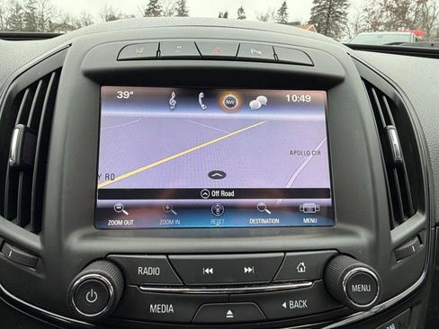 Used 2017 Buick Regal Premium w/ Driver Confidence Package #2 image 17