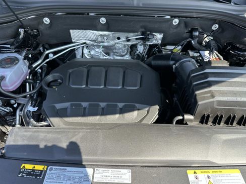 New 2026 Volkswagen Atlas Cross Sport SEL Premium R-Line image 11