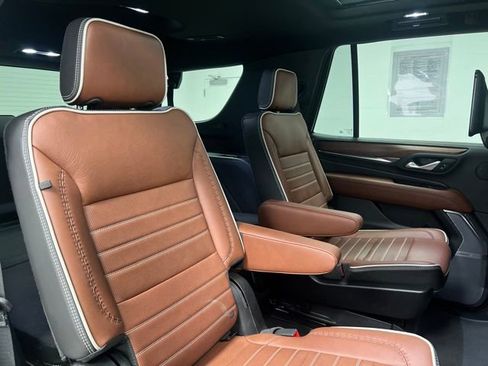 Used 2024 GMC Yukon Denali Ultimate AWD/4WD image 56