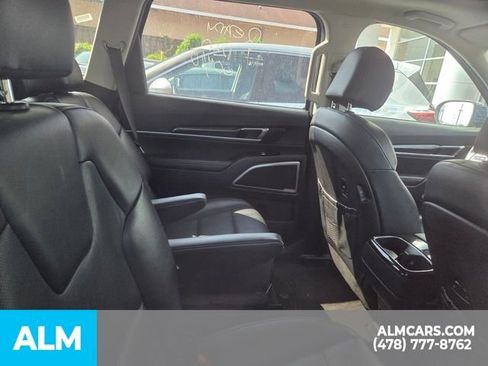 Used 2025 Kia Telluride S AWD/4WD image 27