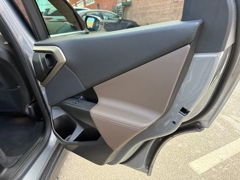 Used 2025 BMW X3 xDrive30i w/ Convenience Package image 31