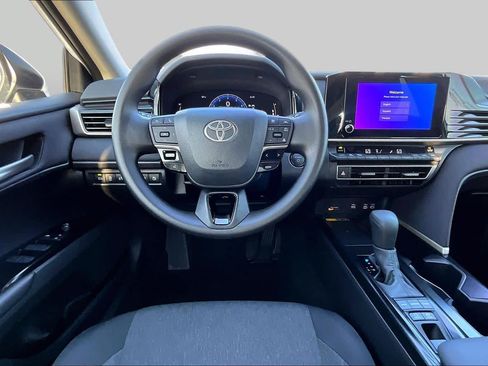 Used 2026 Toyota Camry LE w/ Convenience Package FWD image 6