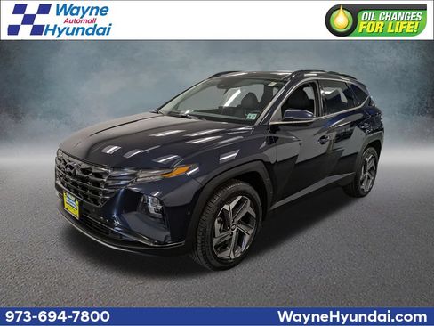 Certified 2022 Hyundai Tucson Limited AWD/4WD image 1