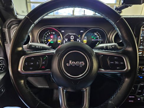 Used 2022 Jeep Wrangler Unlimited Rubicon 4xe image 45