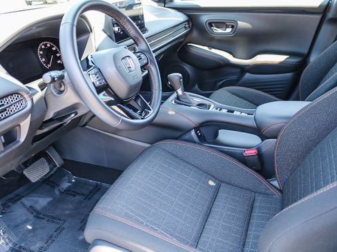 Certified 2026 Honda HR-V Sport image 19