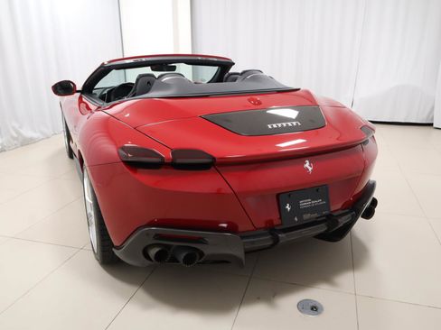 Used 2025 Ferrari Roma Spider image 13