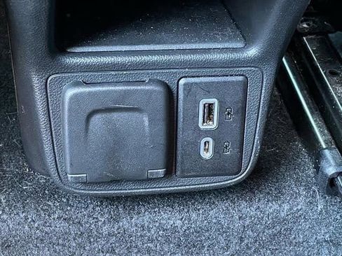 Used 2023 Chevrolet TrailBlazer RS w/ Convenience Package image 31