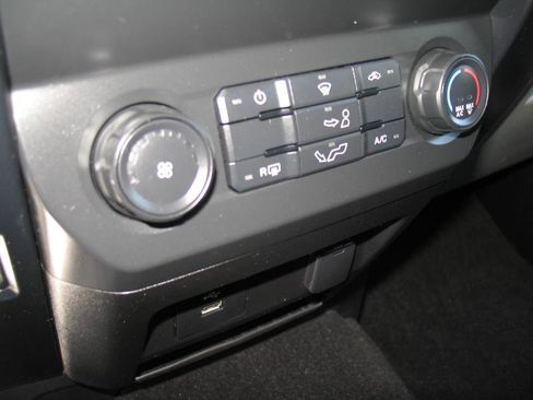Used 2020 Ford F150 XL w/ Equipment Group 101A Mid RWD image 36