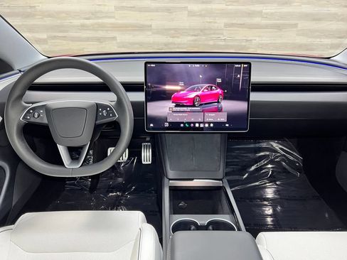 Used 2025 Tesla Model 3 Performance AWD/4WD image 2