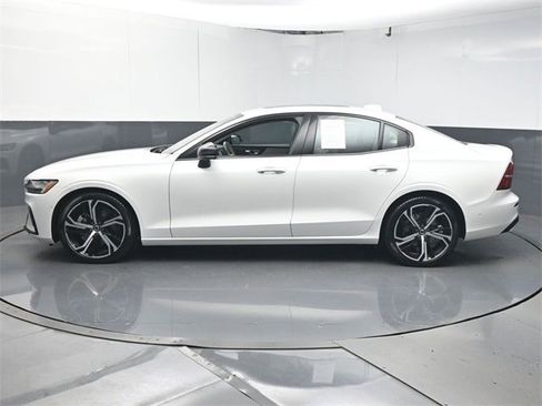 Certified 2024 Volvo S60 B5 Plus w/ Climate Package image 5