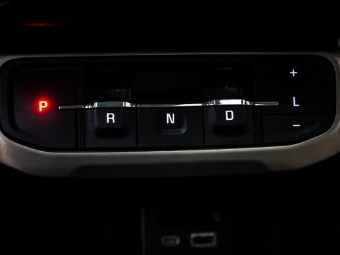 Used 2022 GMC Acadia Denali w/ Denali Ultimate Package image 23