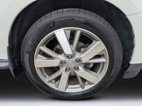 Used 2014 Nissan Pathfinder Platinum w/ Platinum Premium Package FWD image 11