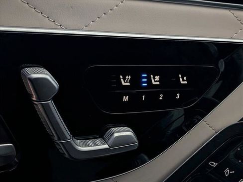 Used 2022 Mercedes-Benz S 500 4MATIC image 18