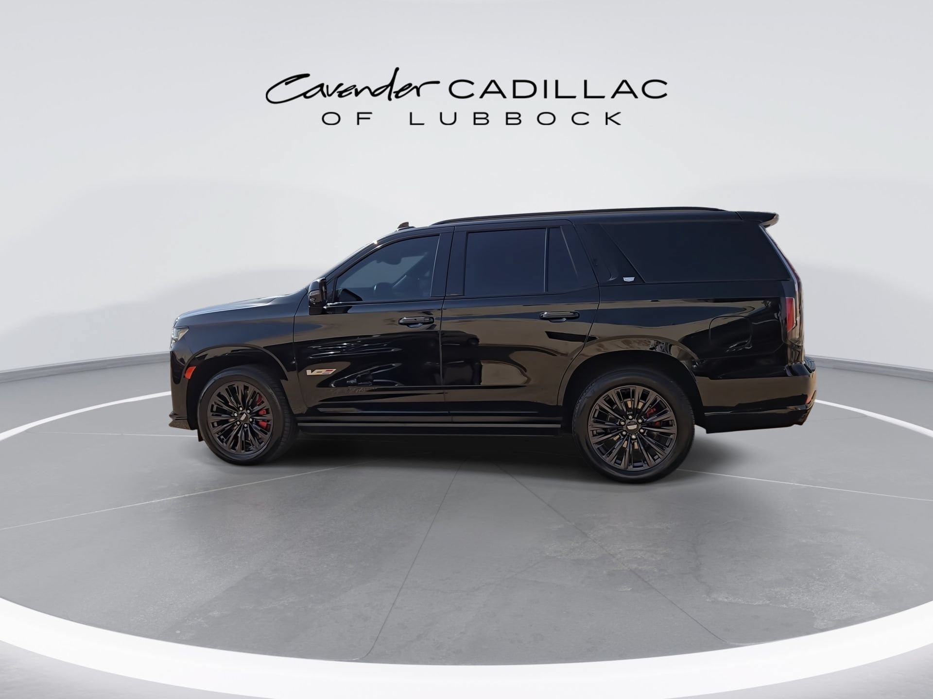 Certified 2023 Cadillac Escalade V w/ LPO, ONYX Package AWD/4WD image 6