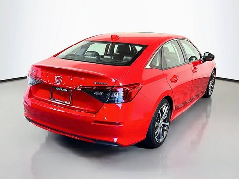 Used 2022 Honda Civic Touring image 7