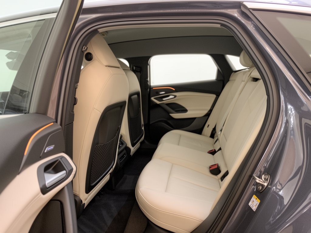 Used 2025 Audi A6 e-tron Prestige w/ Beige Warm Weather Package AWD/4WD image 25