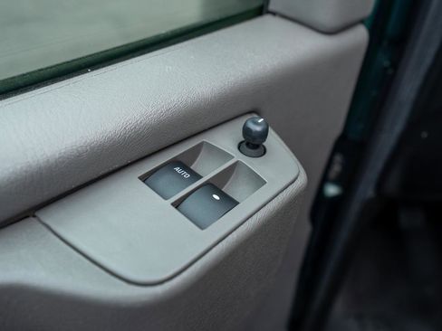 Used 2014 Chevrolet Express 3500 LS image 13