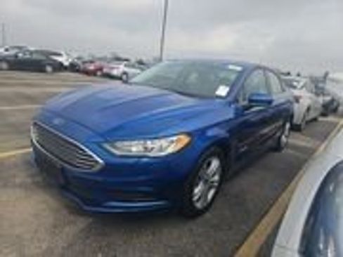 Used 2018 Ford Fusion S image 3