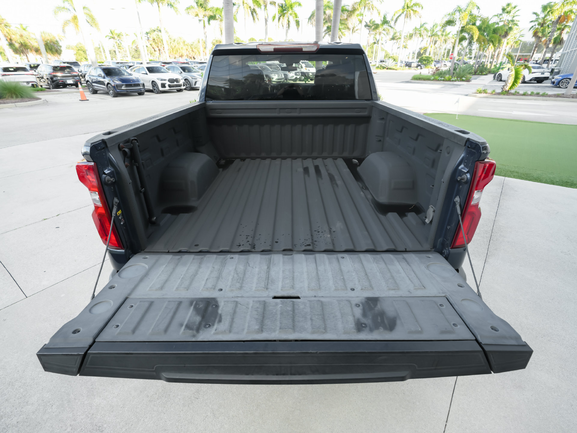 Used 2021 Chevrolet Silverado 1500 Custom w/ Safety Confidence Package RWD image 44
